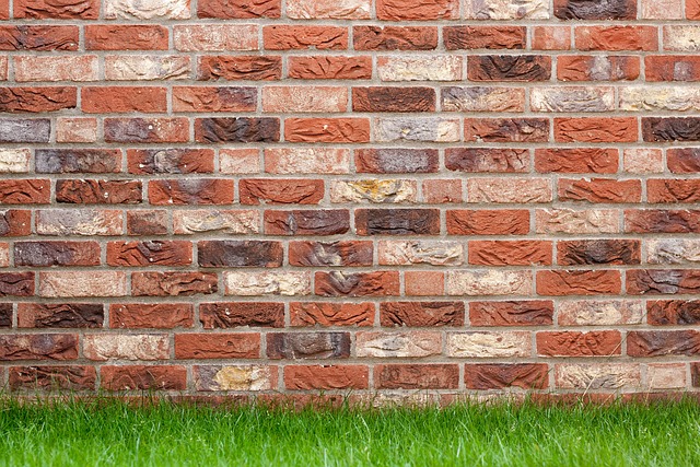 zeď z cihel